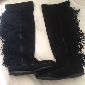 Minnetonka over the knee Black suede fringe boot